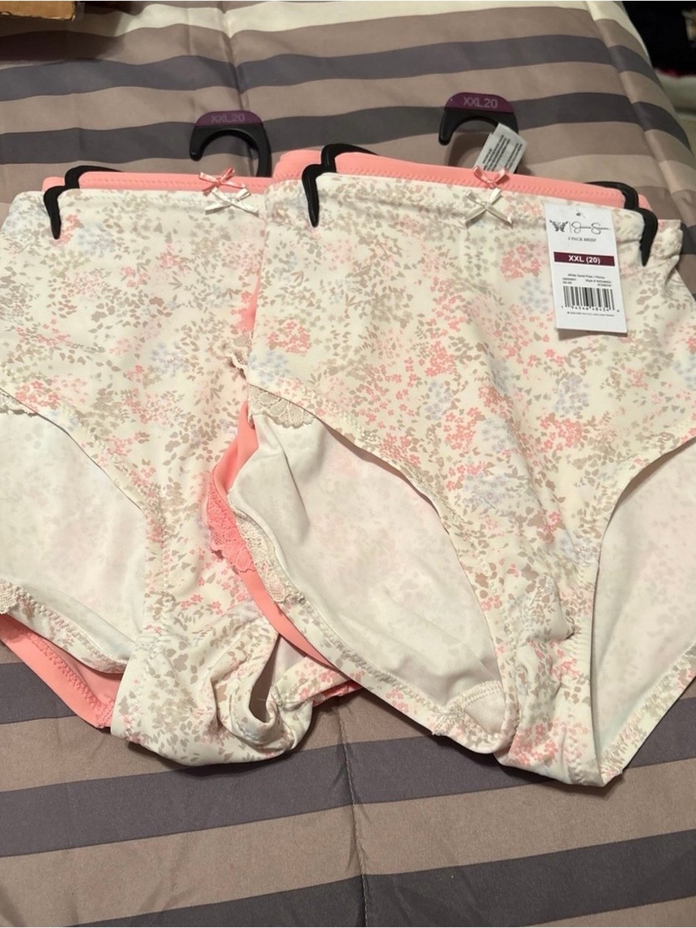 4 pr brief panties